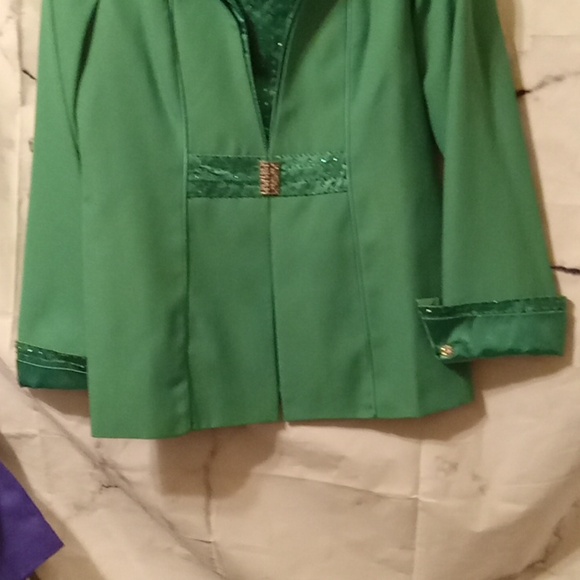 Lisa Rene 2 pc suit 10 - Picture 3 of 13